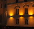 фасадный настенный светильник