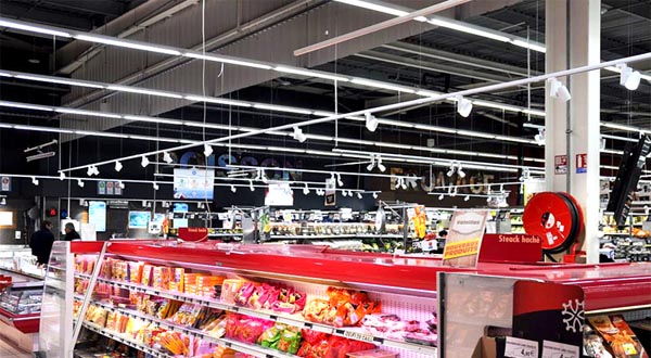 LED светильники в супермаркете